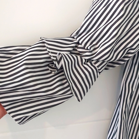 BCX Large Off The Shoulder Top - Picture 4 of 4